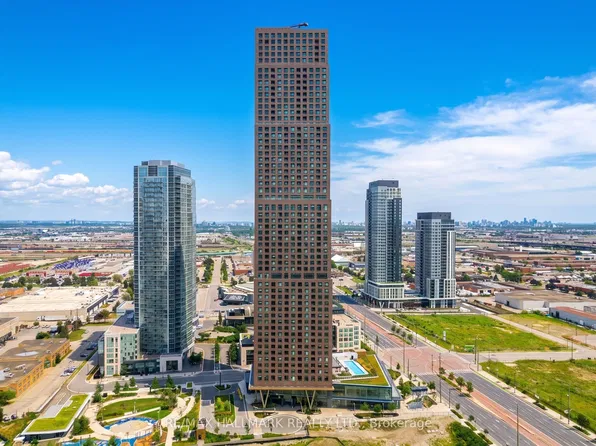 2920 Highway 7 St, Vaughan, ON
