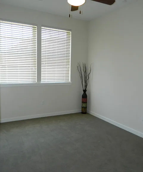 H Street Apartments — Photo 45