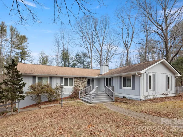 34 Turnberry Dr, Arden, NC 28704