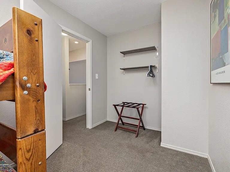 3071 W Breneman St — Photo 27