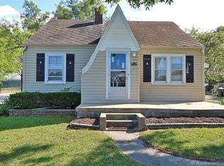 702 Center Dr, Ste Genevieve, MO 63670