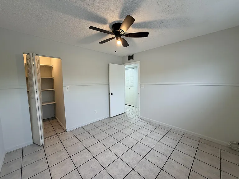 6191 SW 37th St #114 — Photo 13