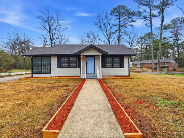 1713 Circlewood Dr, Birmingham, AL 35214