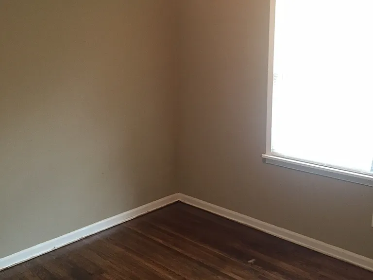 1010 S White Station Rd — Photo 7