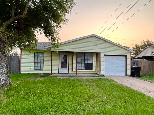 17223 Wagganner Dr, Hockley, TX 77447