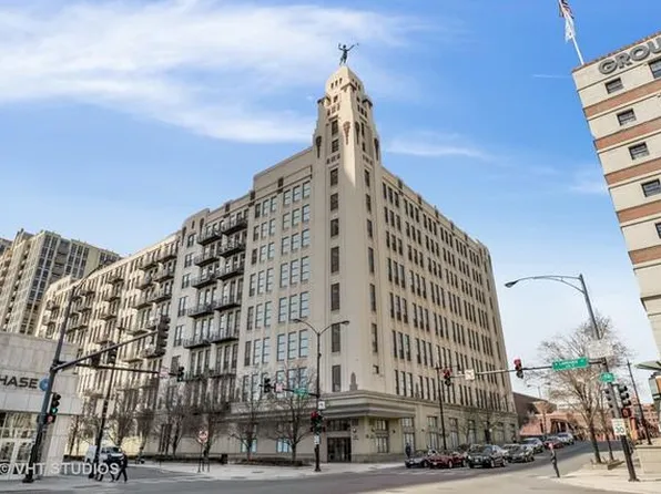 758 N Larrabee St, Chicago, IL