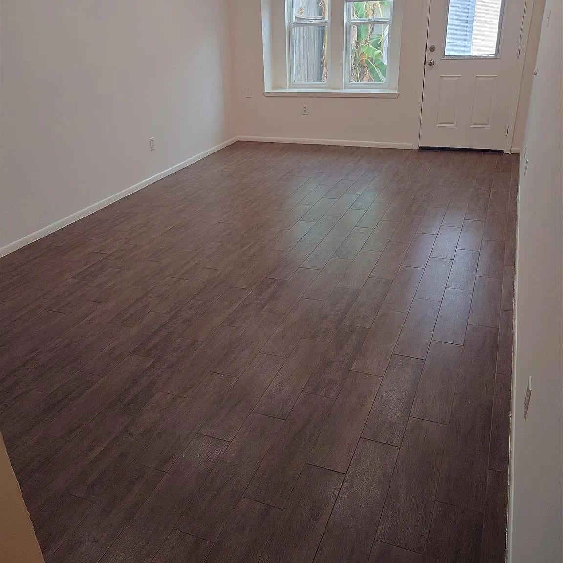 3 bed, 2.5 bath, 1443 sqft, $1,700 — Photo 3