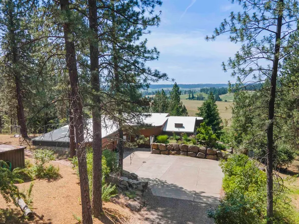 16025 N Camas Ln, Mead, WA 99021