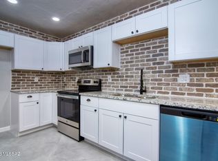 3956 E Sylvane Dr, Tucson, AZ 85711