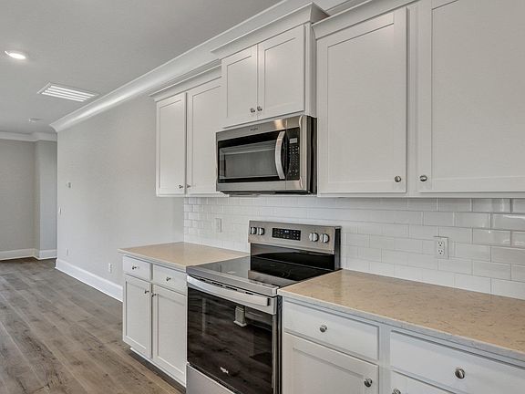 5th image of 337 Still Shores Dr