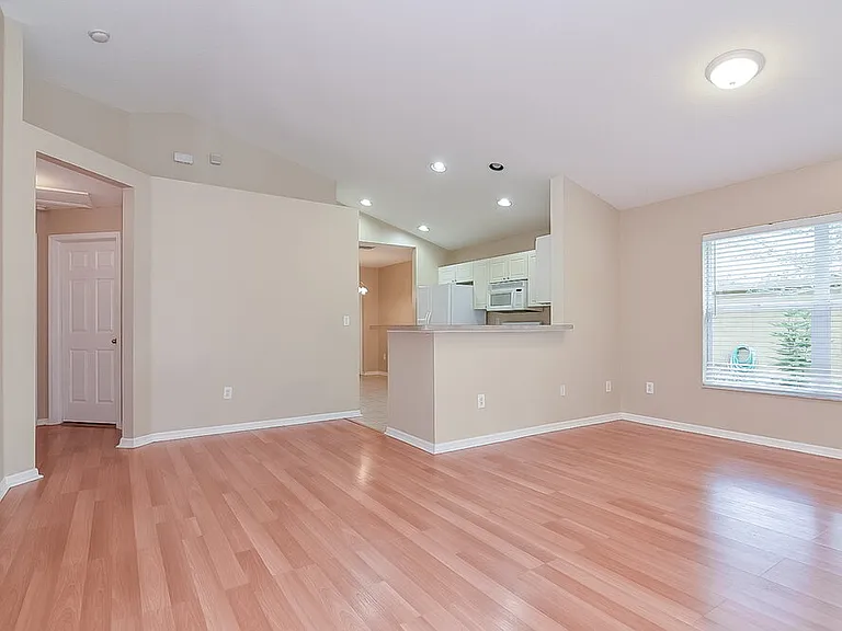 6708 Summer Haven Dr — Photo 3