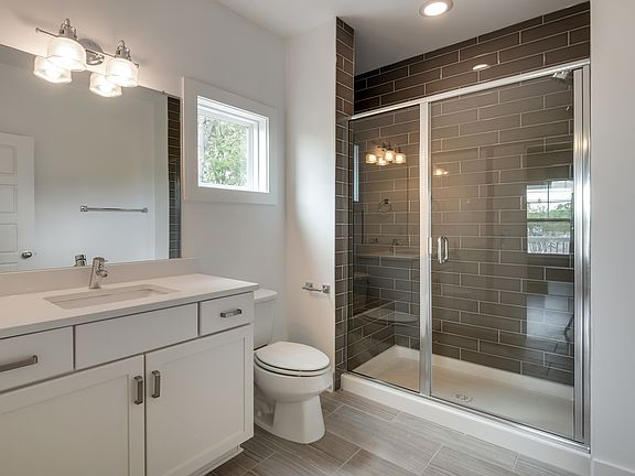 Guest/ Study Bathroom