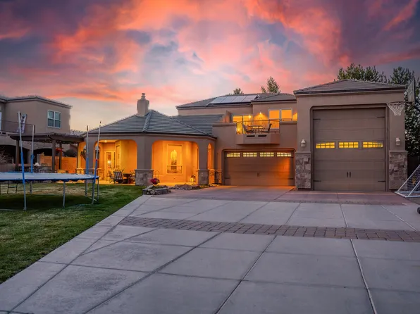 323 Nuevo Hacienda Ln NW, Los Ranchos De Albuquerque, NM 87107