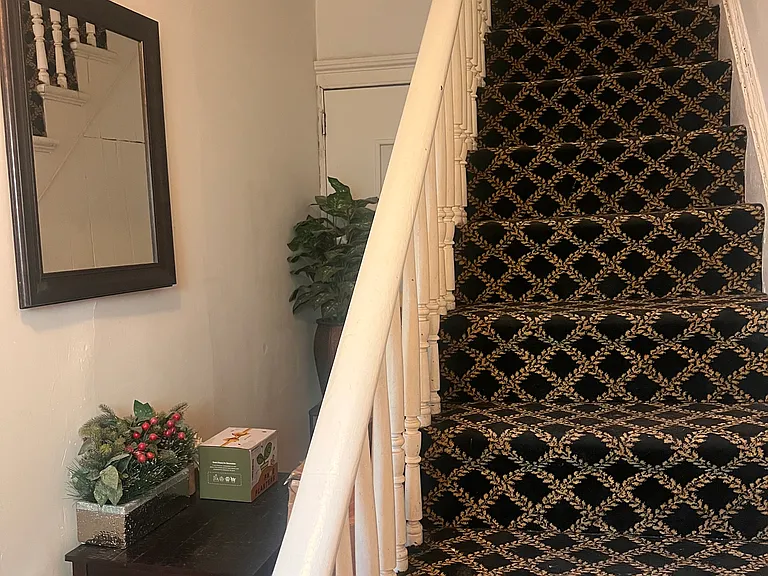 123 Elm St — Photo 2