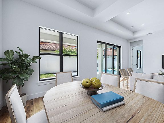 4th image of 7976 Cordoba Pl