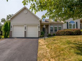 205 Maple Ridge Dr, Canonsburg, PA 15317