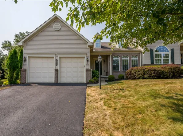 205 Maple Ridge Dr, Canonsburg, PA 15317