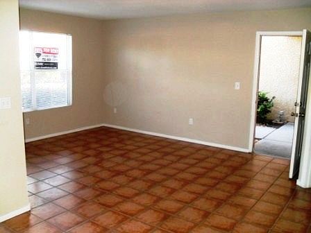 P:\AndrewTeam\RE Pictures\Silverado Ranch 2300 #1200\Silverado Ranch 2300 unit 1200 January 2012 (6)_04112013