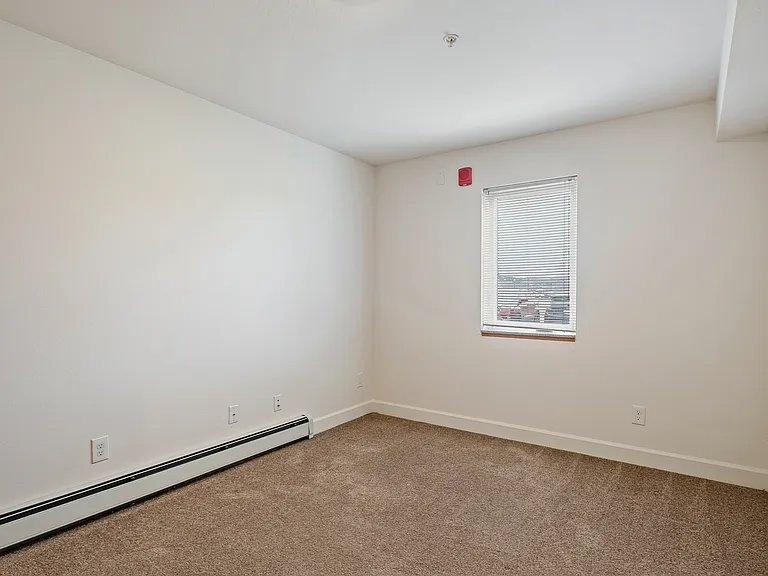 Coopers Landing Apartments — Photo 44