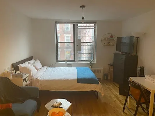 Rented by Point NYC | media 16