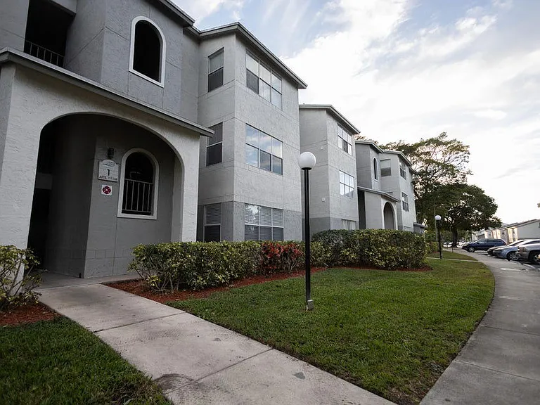 1401 Village Blvd — Photo 2