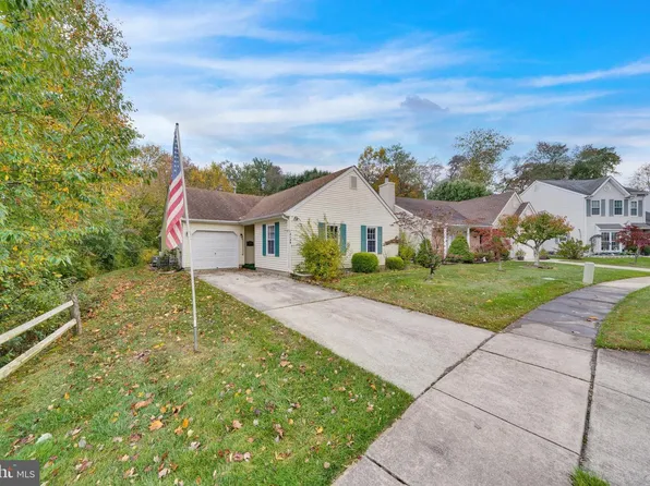 632 Caribbean Way, Williamstown, NJ 08094