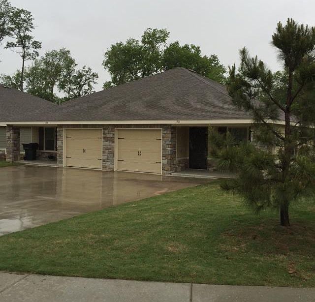 1st image of 703 S Choctaw Ave