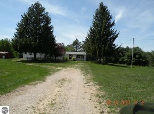 3817 N Old State Ave, Harrison, MI 48625