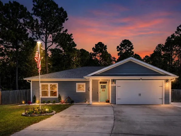 2096 Constitution Dr, Navarre, FL 32566