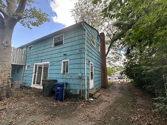 38th image of 285 S James Rd