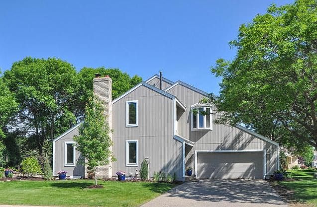 Rare Non sidexside twin home