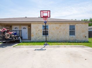 7642 Oak Chase, San Antonio, TX 78239