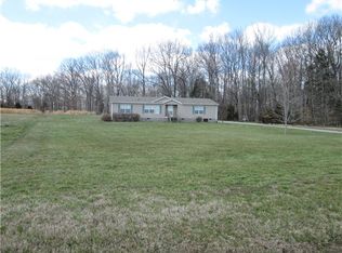 1888 Mosley Ferry Rd, Chapmansboro, TN 37035