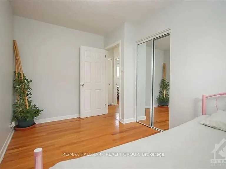 45 Hilliard Ave — Photo 16