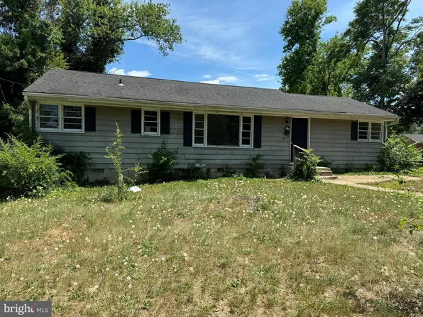 220 Frazier St, Fredericksburg, VA 22401