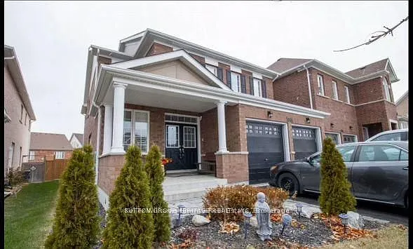 3 bed, $2,200 — Photo 1