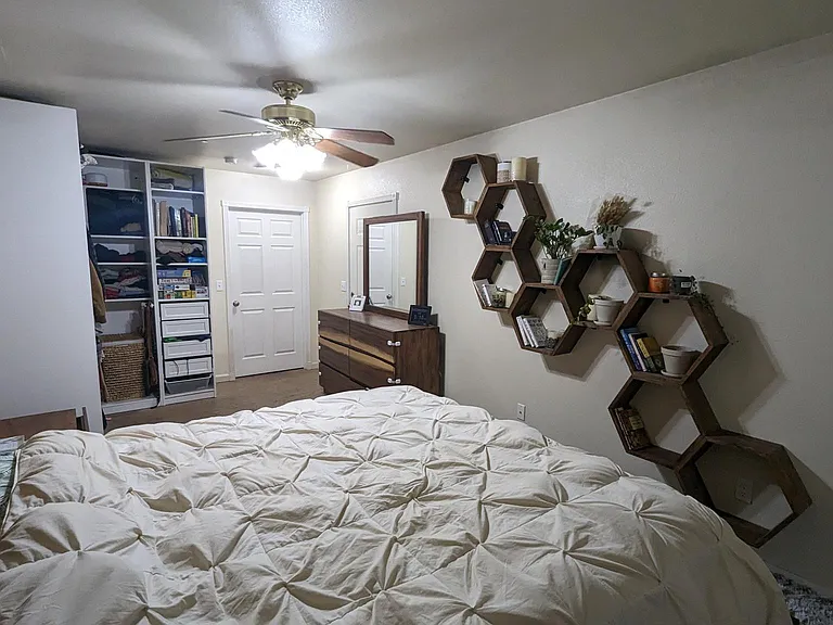 4318 Illinois Ave — Photo 13