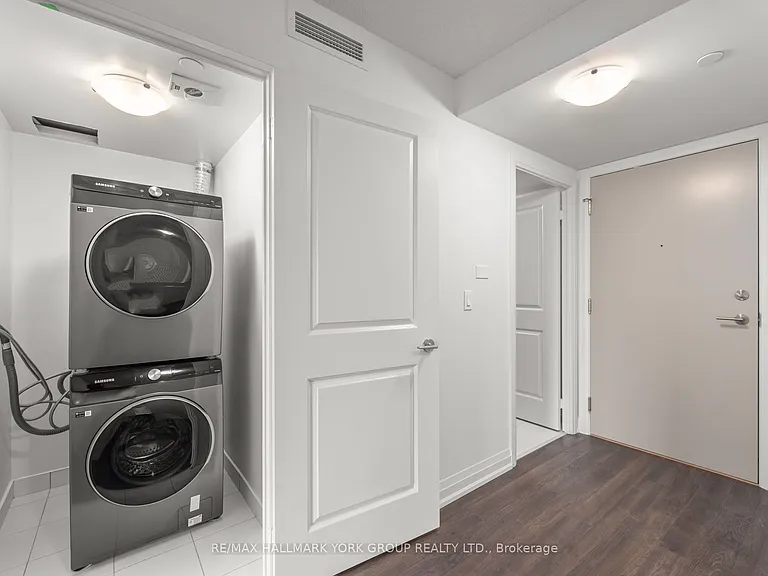 20 Meadowglen Pl #903 — Photo 20