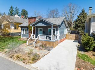 8 Ramoth Rd, Asheville, NC 28804