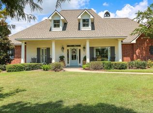 2840 Henderson Forest Dr, Lake charles, LA 70605