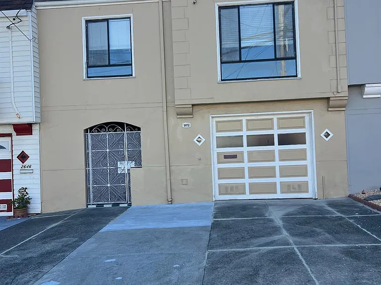 2650 39th Ave — Photo 1