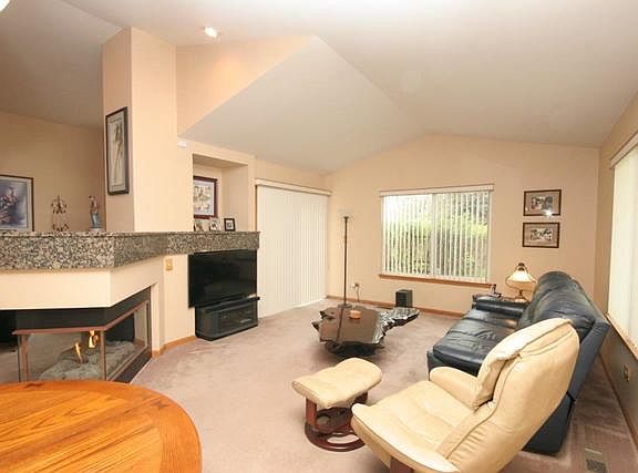5th image of 6503 Preston Ct