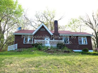 9916 Valley Dr, Saint Louis, MO