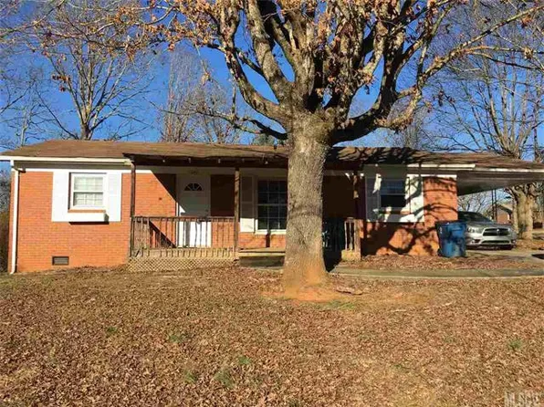3265 Pineburr Rd, Lenoir, NC 28645
