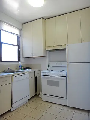 Rented by Everrock Equities | media 12