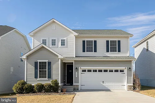 124 Lenore Photo 1