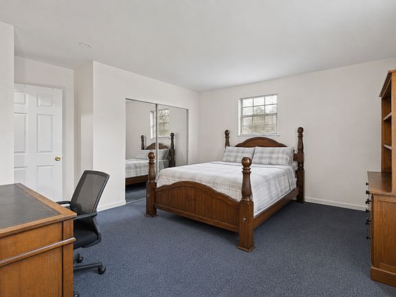 5th image of 8809 38th Ave #3