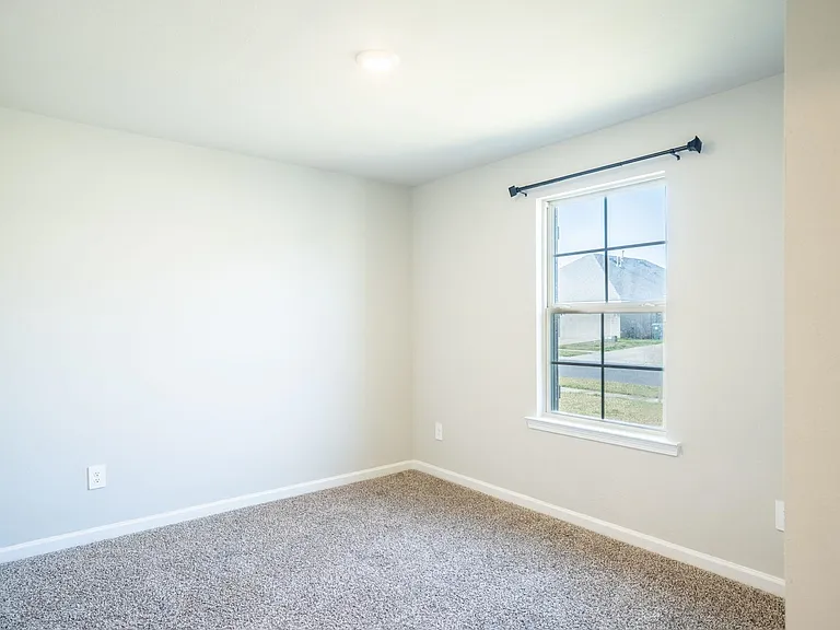 2234 S Savannah Lakes Dr — Photo 8