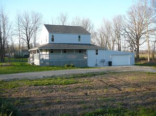 16 East St, Etna, OH 43062