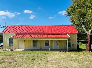 301 N Guadalupe St, Whitney, TX 76692